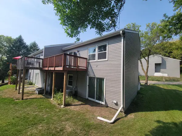 5400 Egan DR, Savage, MN 55378