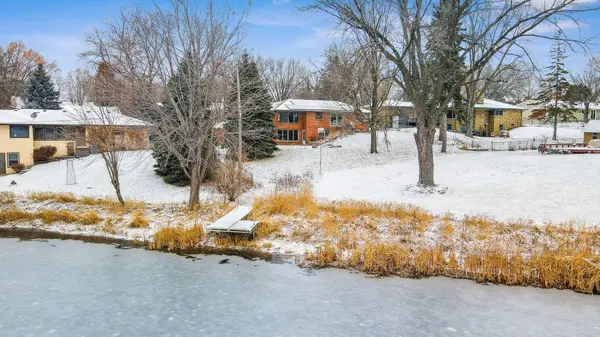 782 Randy AVE, Shoreview, MN 55126
