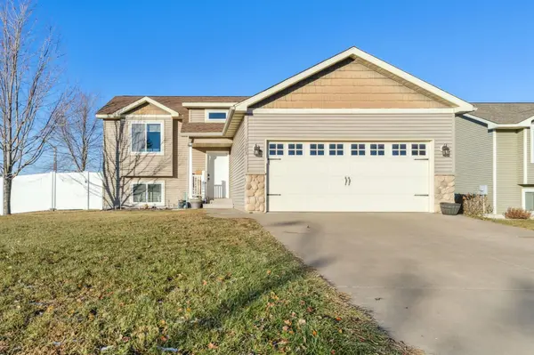 1303 Falcon PL, New Richmond, WI 54017