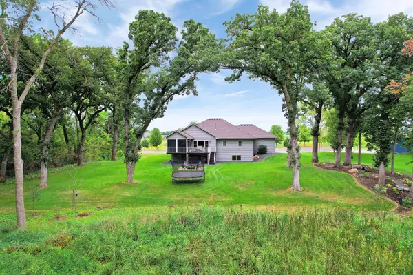 293 Grand View CT, Cedar Lake Twp, MN 56071