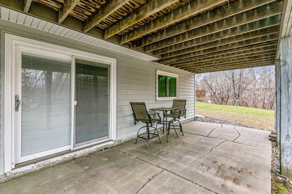 17017 Glencoe CIR Lakeville, MN 55044