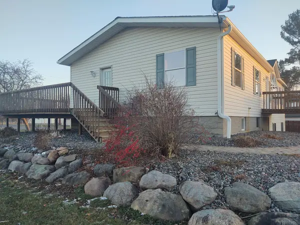 210 Oak ST, Grasston, MN 55030