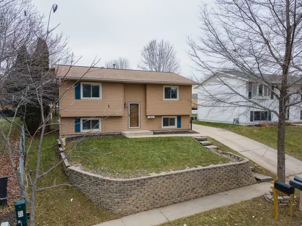 4706 Harvest CT NW, Rochester, MN 55901