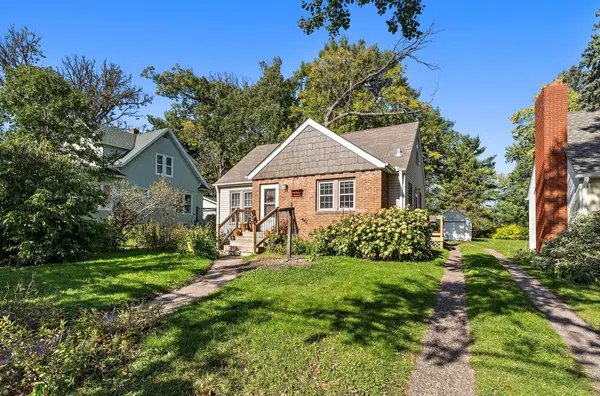 1865 Margaret ST, Saint Paul, MN 55119
