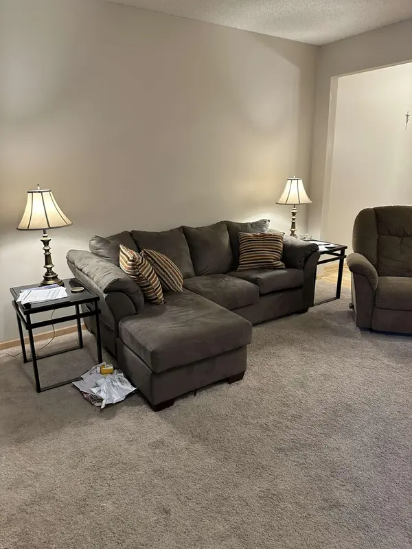 15556 Empress AVE N #4, Hugo, MN 55038