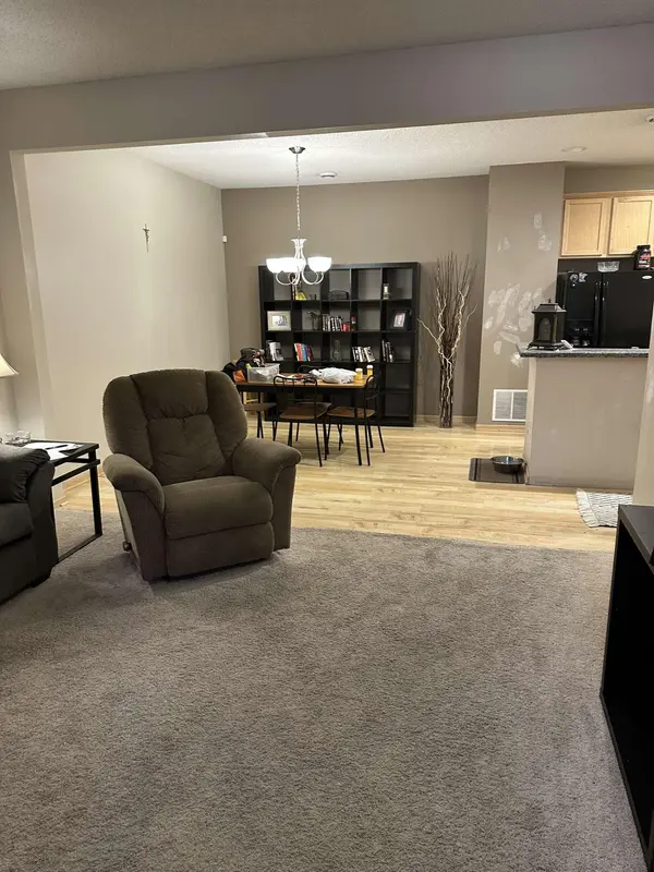 15556 Empress AVE N #4, Hugo, MN 55038