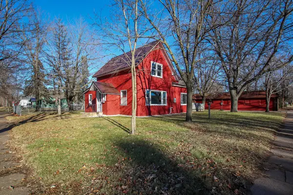 2020 2nd ST E, Menomonie, WI 54751