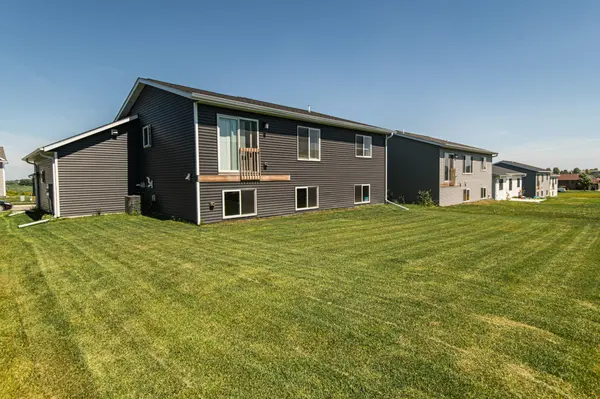 6218 Sandstone ST NW, Rochester, MN 55901