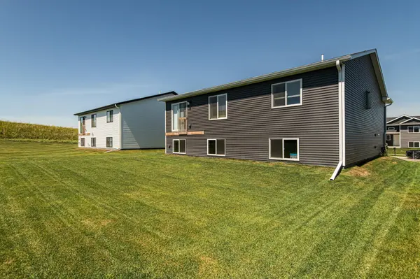 6218 Sandstone ST NW, Rochester, MN 55901