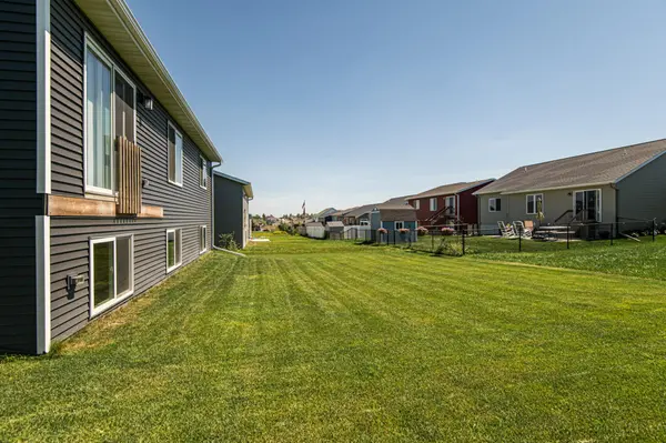 6218 Sandstone ST NW, Rochester, MN 55901