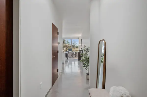 5601 Smetana DR #111, Minnetonka, MN 55343