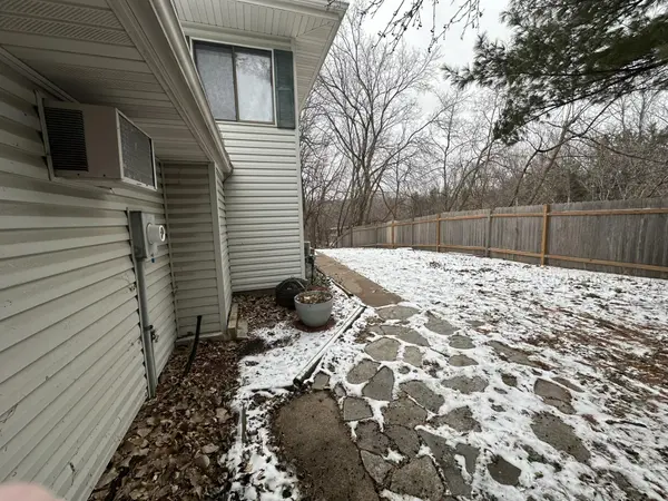 275 Morningside CIR, Saint Paul, MN 55119