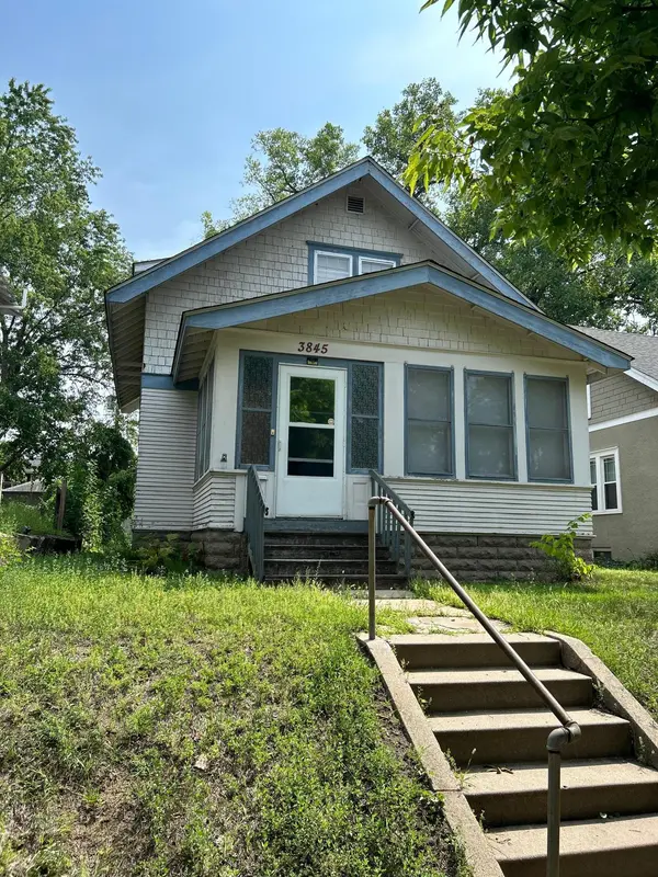 3845 1st AVE S, Minneapolis, MN 55409