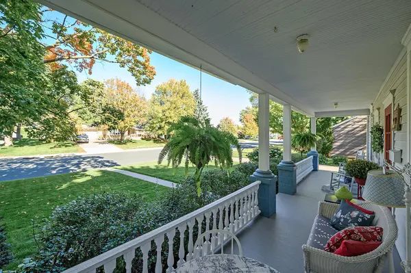 333 W 2nd ST, Waconia, MN 55387