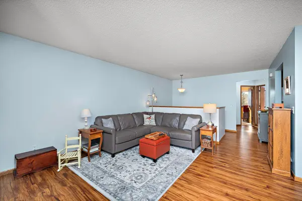 324 W 5th ST, Waconia, MN 55387