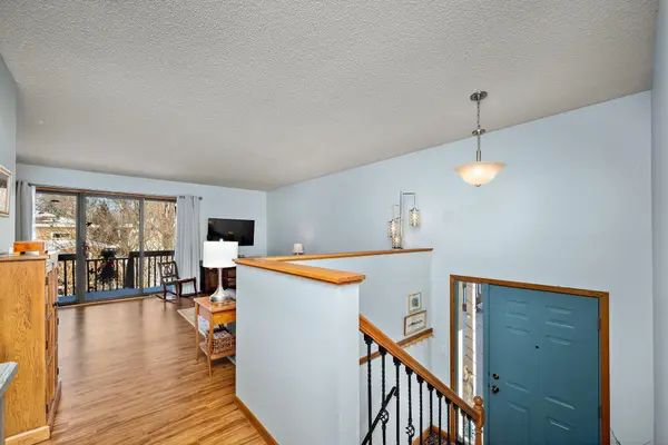 324 W 5th ST, Waconia, MN 55387