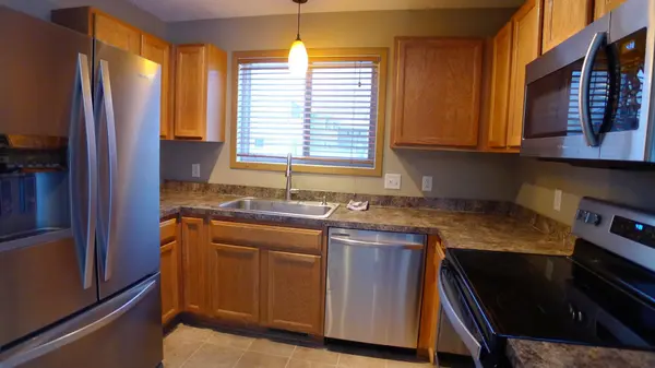 15536 Foghorn LN #49, Apple Valley, MN 55124