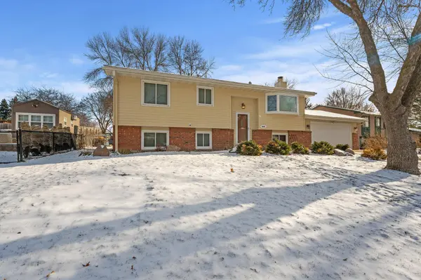 9340 Wedgewood LN N, Maple Grove, MN 55369