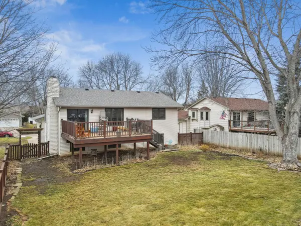 8035 Upper 145th ST W, Apple Valley, MN 55124