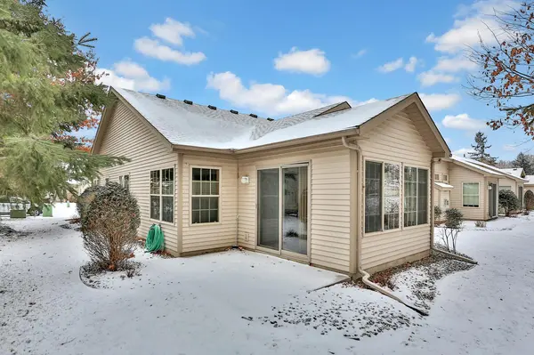 27760 Woodland DR, Chisago City, MN 55013