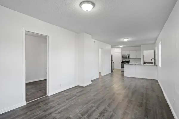 1334 Stillwater AVE Saint Paul, MN 55106