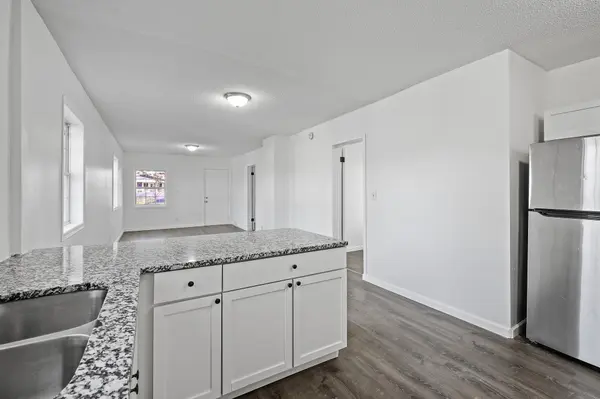 1334 Stillwater AVE Saint Paul, MN 55106