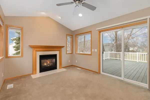 9032 Farnsworth CT N, Brooklyn Park, MN 55443