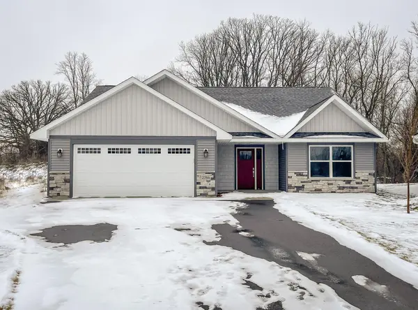 2784 Platinum ST, Saint Augusta, MN 56301
