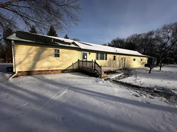221 Frink AVE SW, Faribault, MN 55021