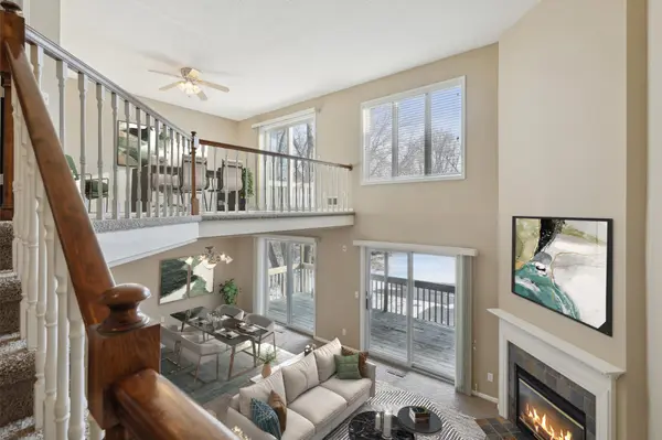 205 Mariner Drive CT, Bayport, MN 55003