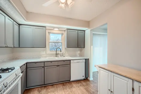 2134 Jade PT, Eagan, MN 55122