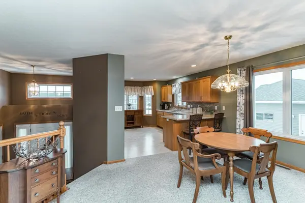 807 Robert ST SE, Stewartville, MN 55976