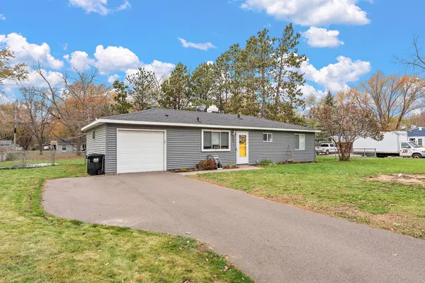 9950 Larch ST NW, Coon Rapids, MN 55433