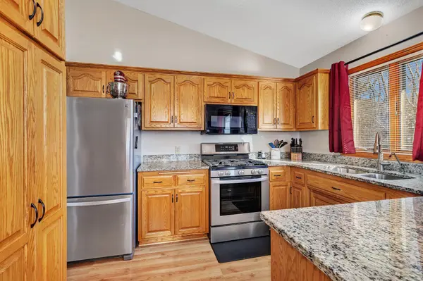 34594 Plum Hill LN, Avon, MN 56310