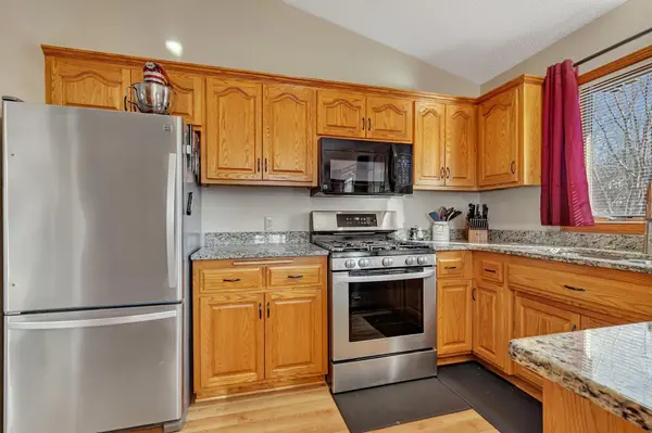 34594 Plum Hill LN, Avon, MN 56310