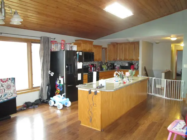 23935 Rutledge RD, Kettle River Twp, MN 55795