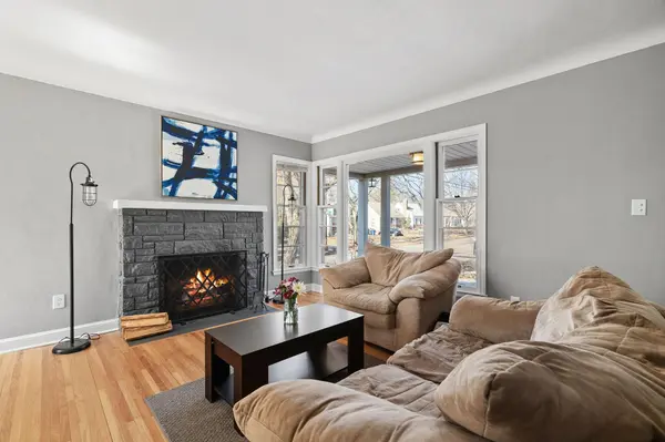 1662 Orange AVE E, Saint Paul, MN 55106