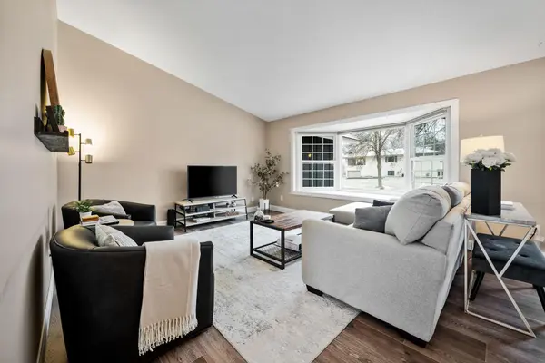 7721 Berkshire WAY, Maple Grove, MN 55311