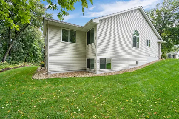 12552 Thrush ST NW, Coon Rapids, MN 55448