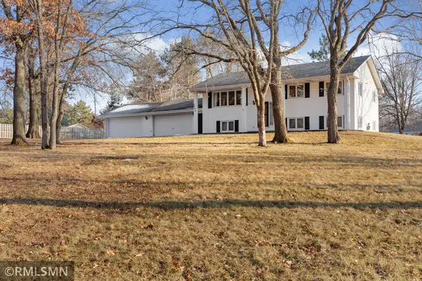 3864 174th AVE NW, Andover, MN 55304