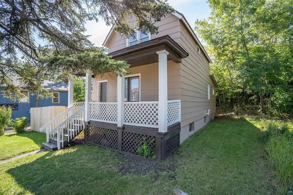 619 N 6th AVE E, Duluth, MN 55805
