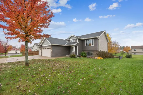 8579 Fairhill LN, Monticello, MN 55362