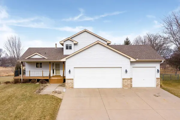 2105 10th Street CIR NE,  Buffalo,  MN 55313