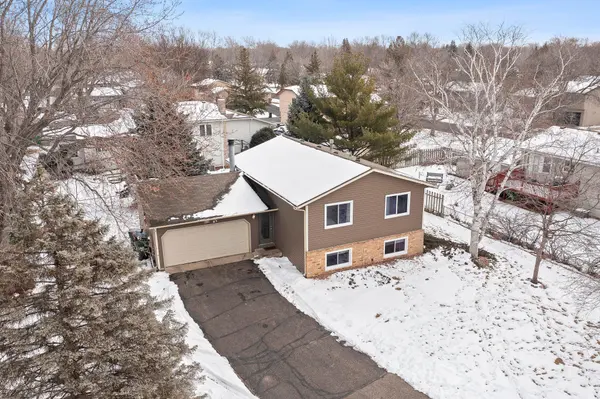 9638 Valley Forge LN N, Maple Grove, MN 55369