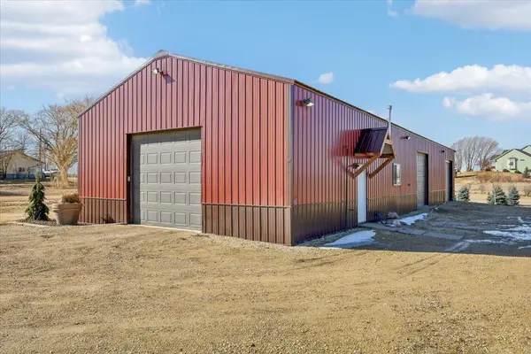 25850 Freeborn AVE, New Prague, MN 56071