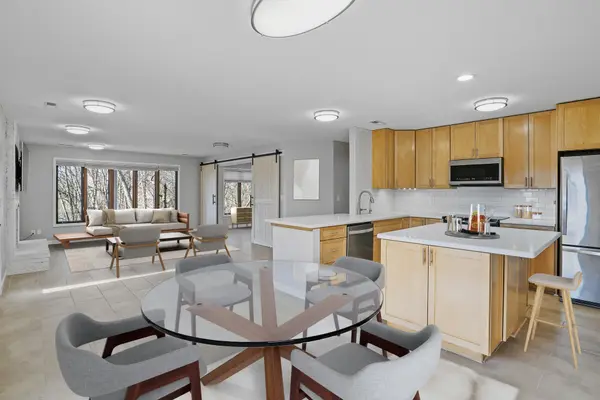 9024 Neill Lake RD, Eden Prairie, MN 55347