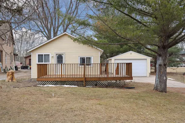 38939 Naples ST NE, Stanchfield Twp, MN 55080