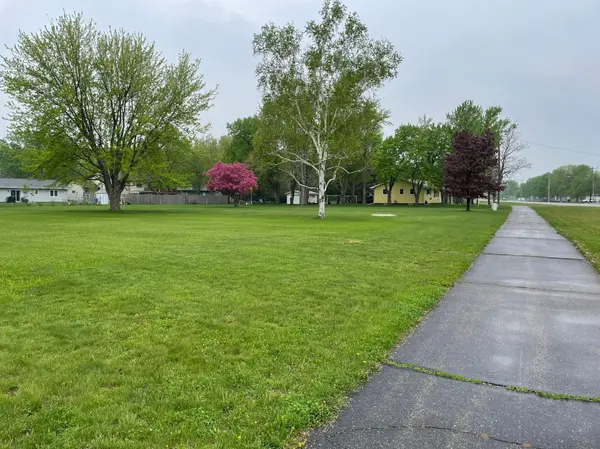 1212 7th ST S, Waite Park, MN 56387