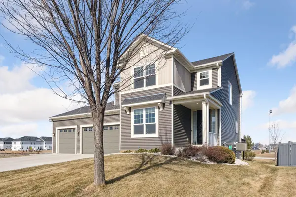 1625 River Rock DR,  Carver,  MN 55315