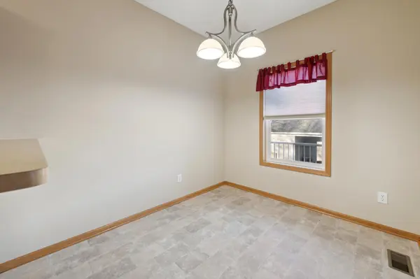 10627 188th ST W, Lakeville, MN 55044